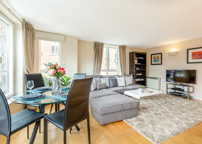 Spacious & Secluded 1Br Flat In Maida Vale