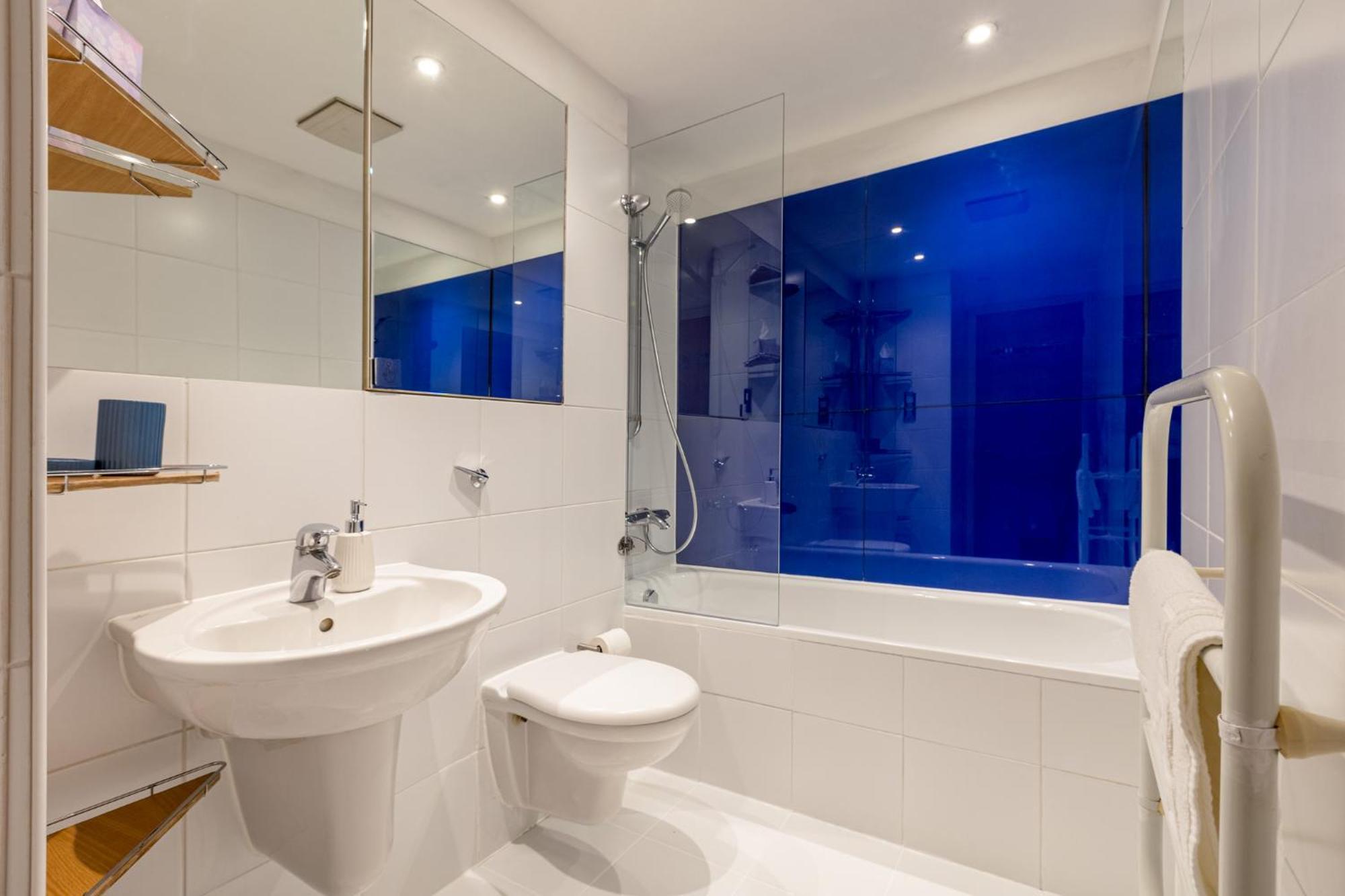 Spacious & Secluded 1br Flat In Maida Vale Londra
